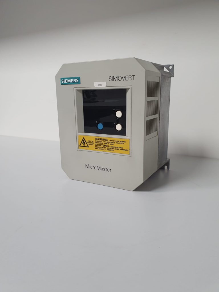 Energy conversion device Siemens Micro Master 6SE3012-OBAOO ...