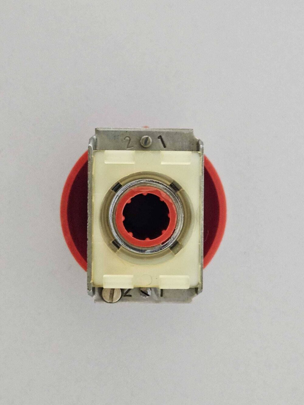 Robotron emergency stop switch attachment (former GDR) - Image 5