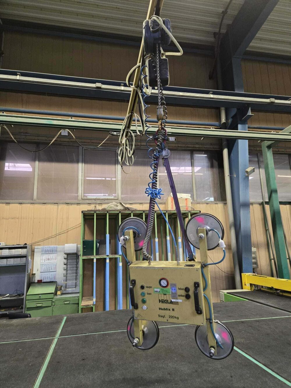 Crane system with suction lifter Hegla Hubfix II - Image 5