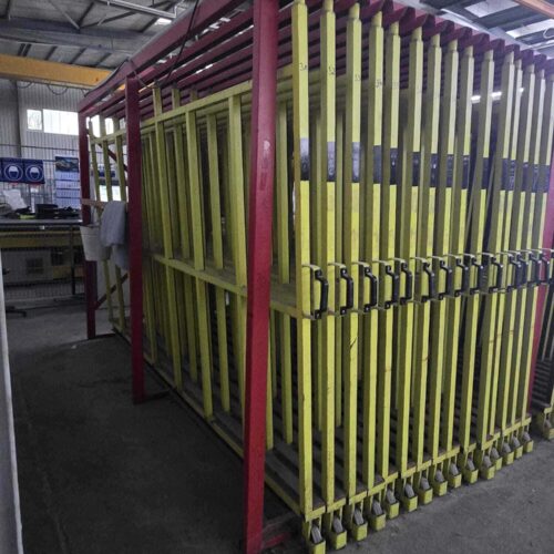 Glaslagerregal / links neigend Metall-Anlagenbauer L.R.