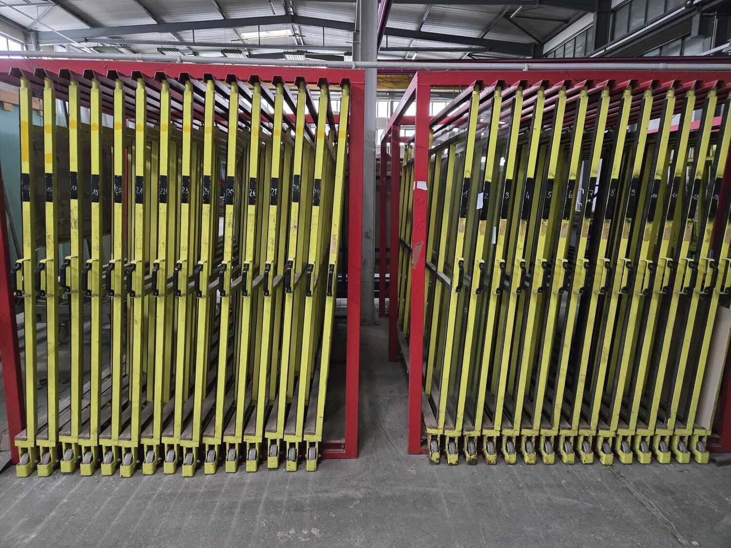 Glaslagerregal / rechts neigend Metall-Anlagenbauer L.R. – Bild 3