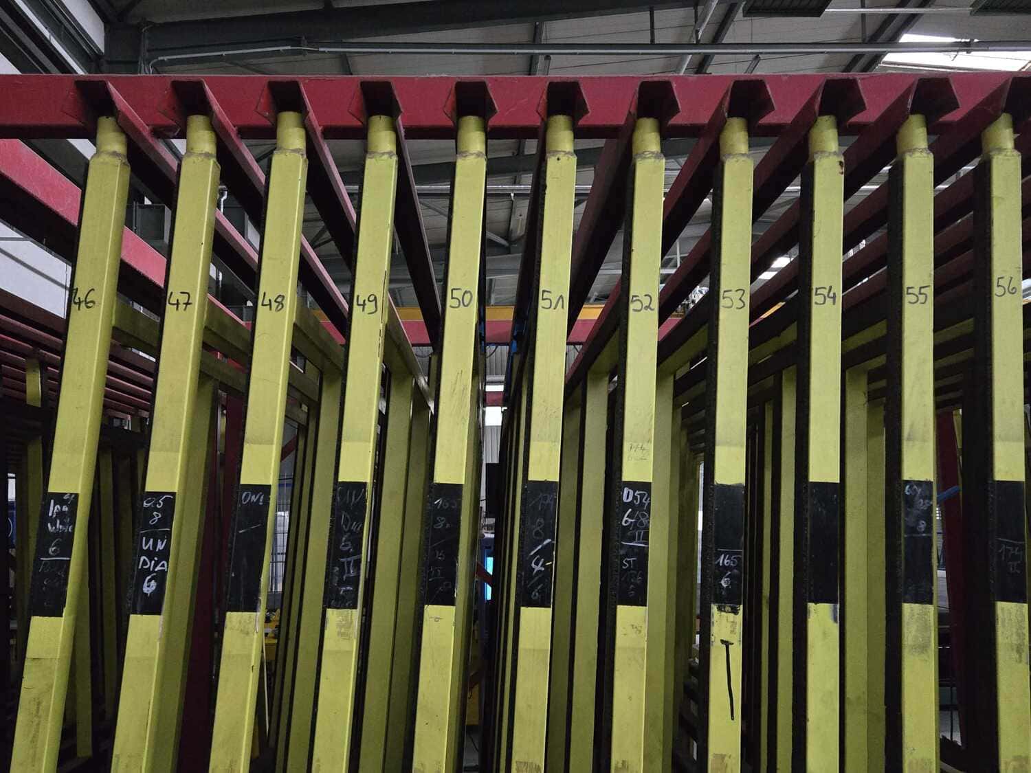 Glaslagerregal / rechts neigend Metall-Anlagenbauer L.R. – Bild 5