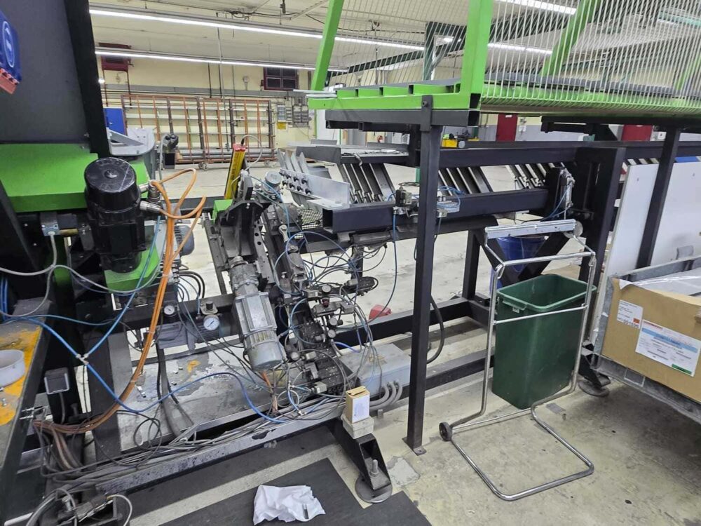 Automatische Rahmenbiegeanlage Lisec BSV-45 – Bild 4