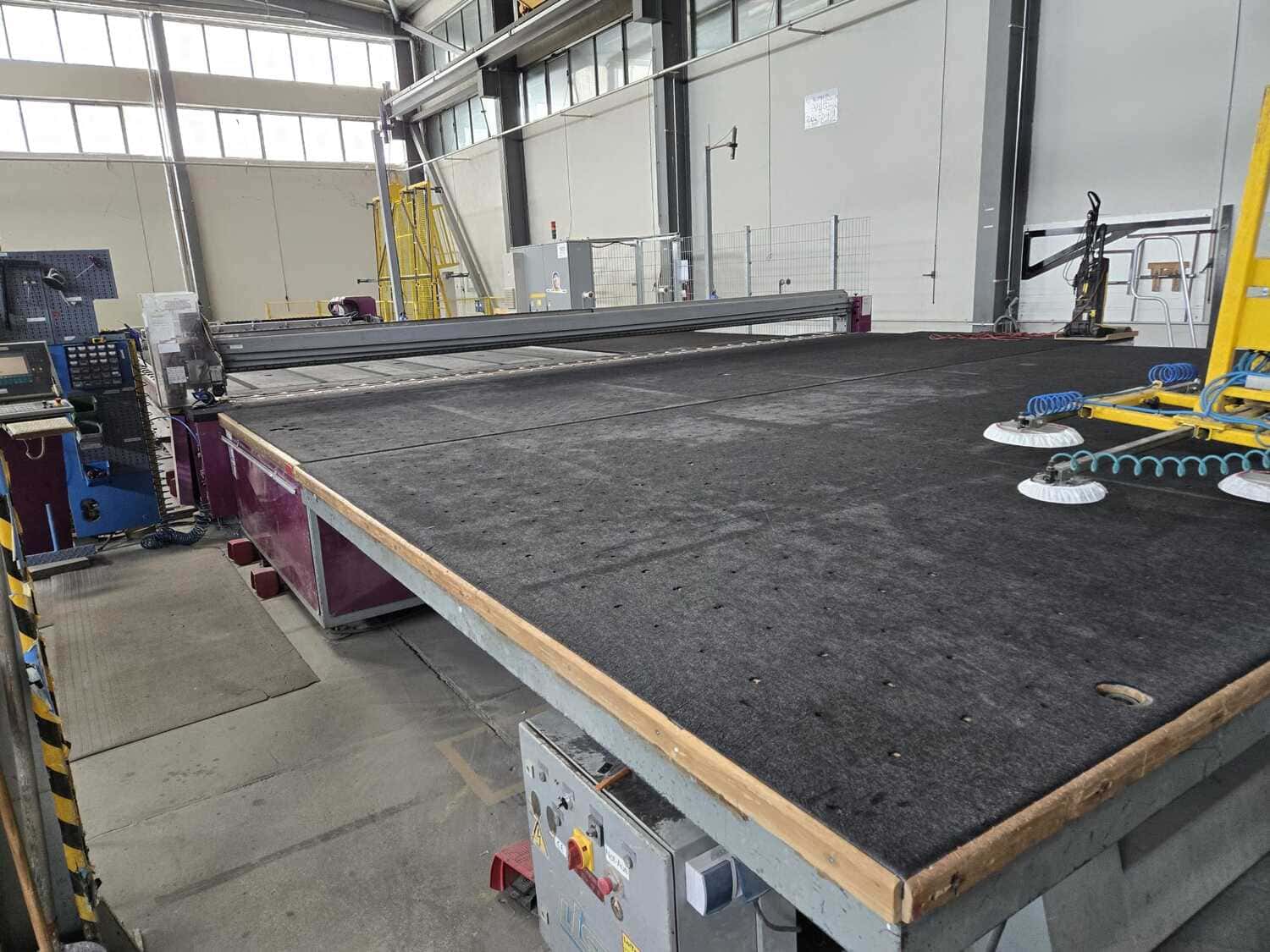 VSG-Schneideanlage Lisec VB-60 – Bild 3