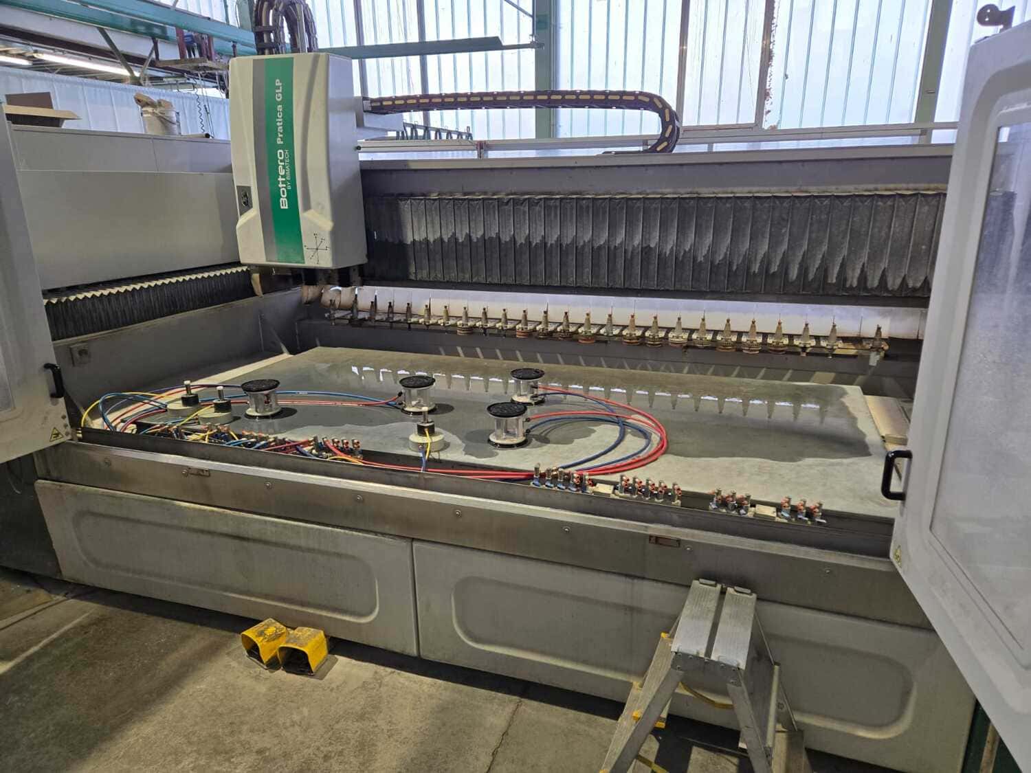 Glas-Bearbeitungszentrum Bottero Pratica GLP