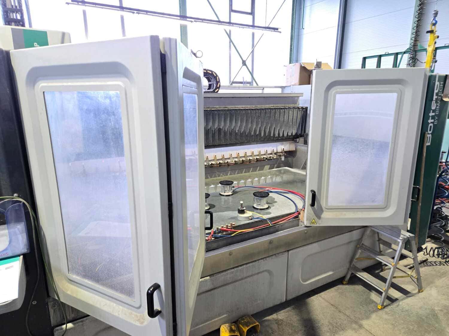 Glas-Bearbeitungszentrum Bottero Pratica GLP – Bild 10