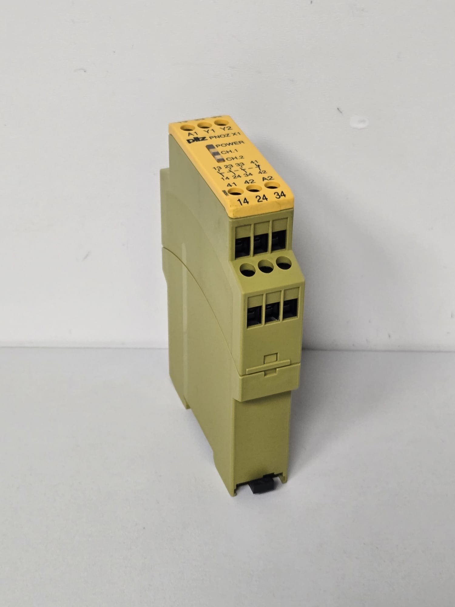 Sicherheitsschaltgerät Pilz PNOZ X1 3S/1Ö – Bild 4