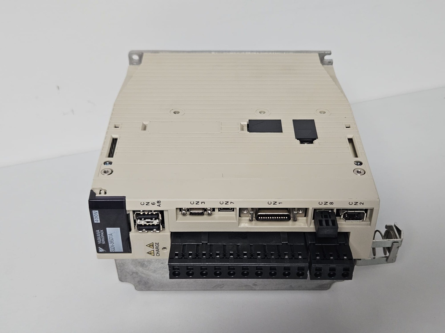 Wechselrichter OMRON SGDV-3R5D11A – Bild 4