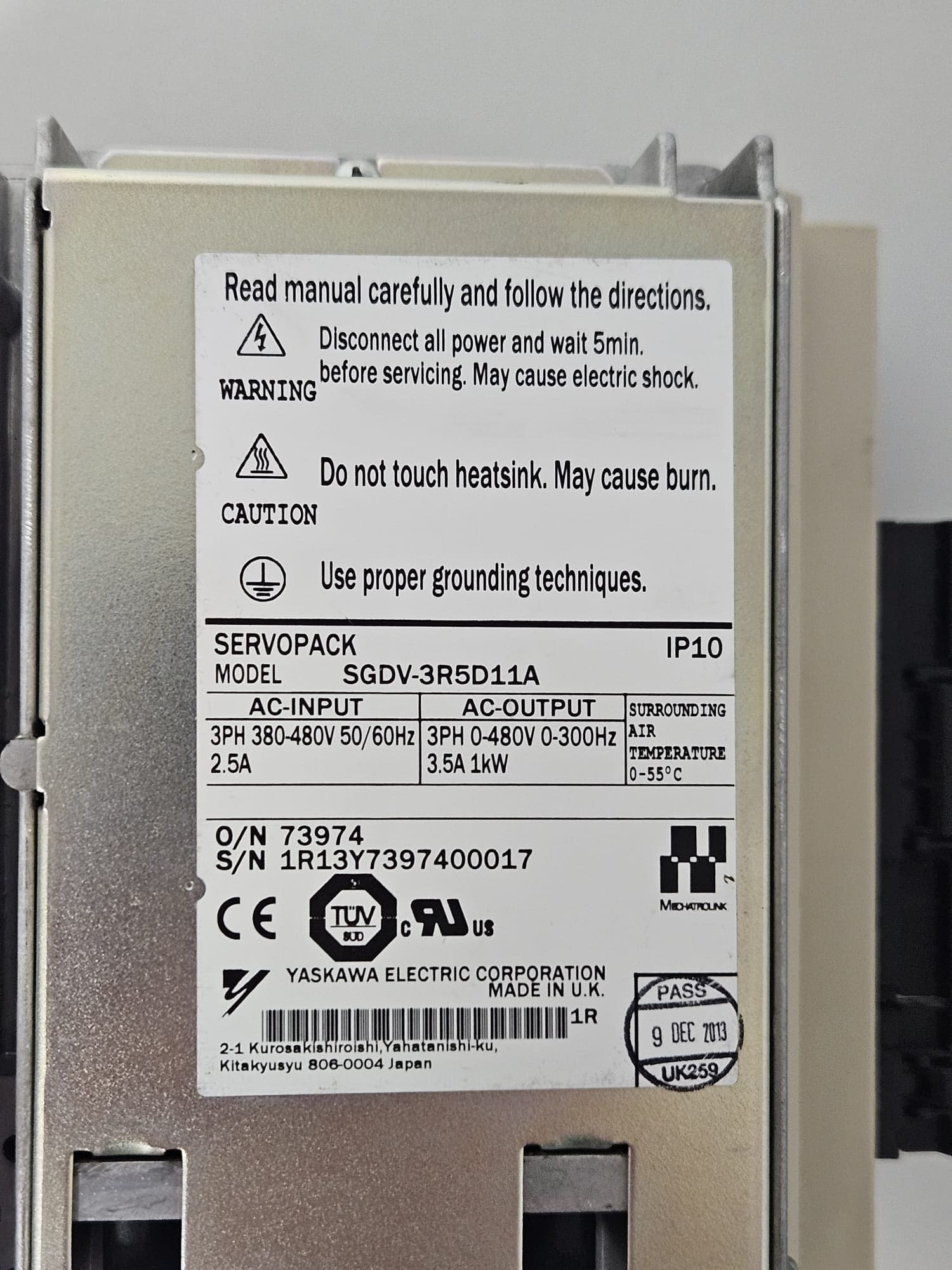 Wechselrichter OMRON SGDV-3R5D11A – Bild 5