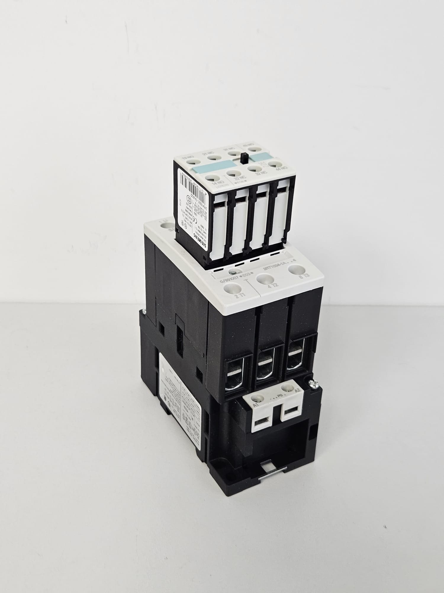 Contactor Siemens 3RT1034-1AP04