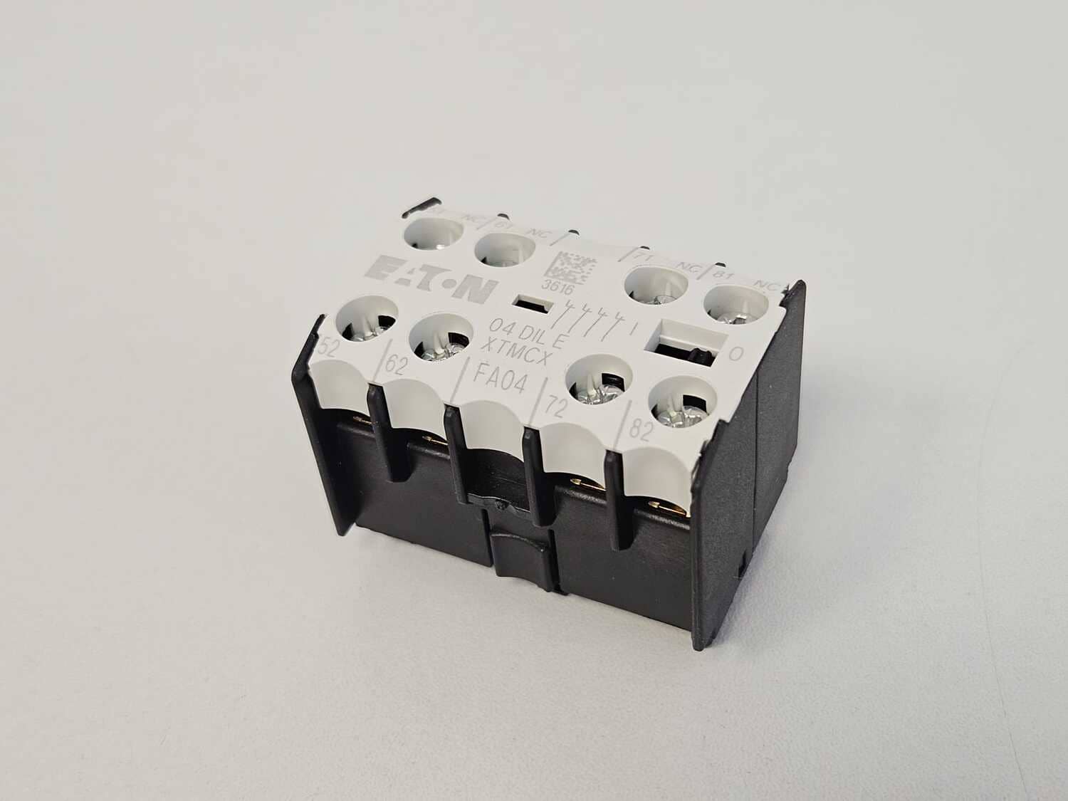 Auxiliary switch block EATON 04 DILE