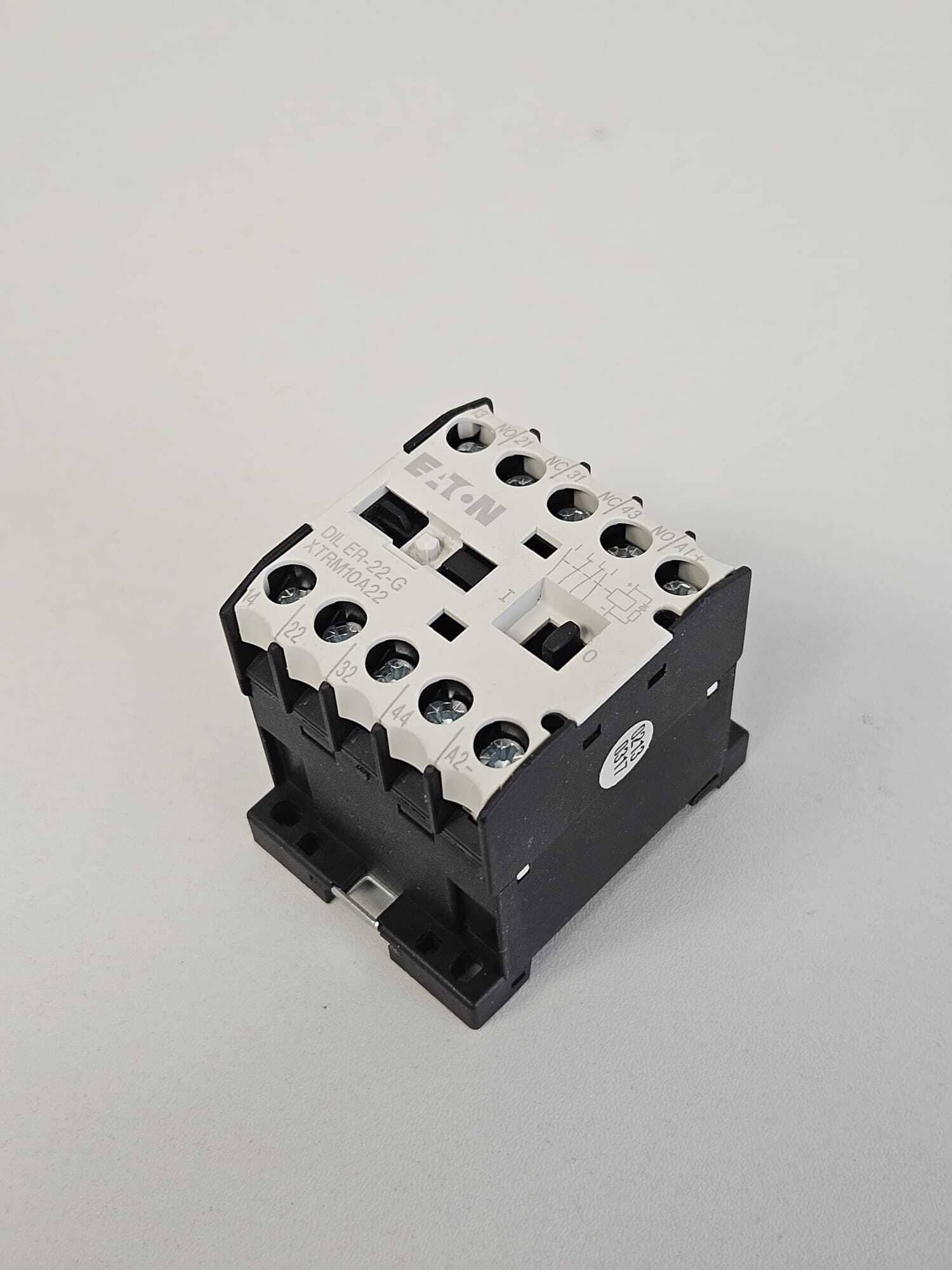 Auxiliary switch EATON DILER 22-G - Image 4
