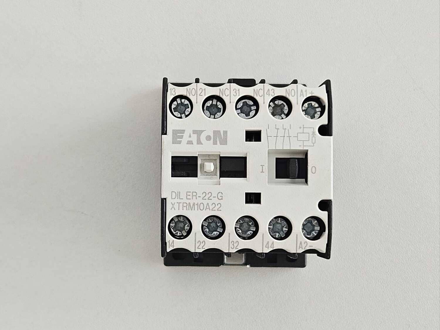 Auxiliary switch EATON DILER 22-G - Image 2