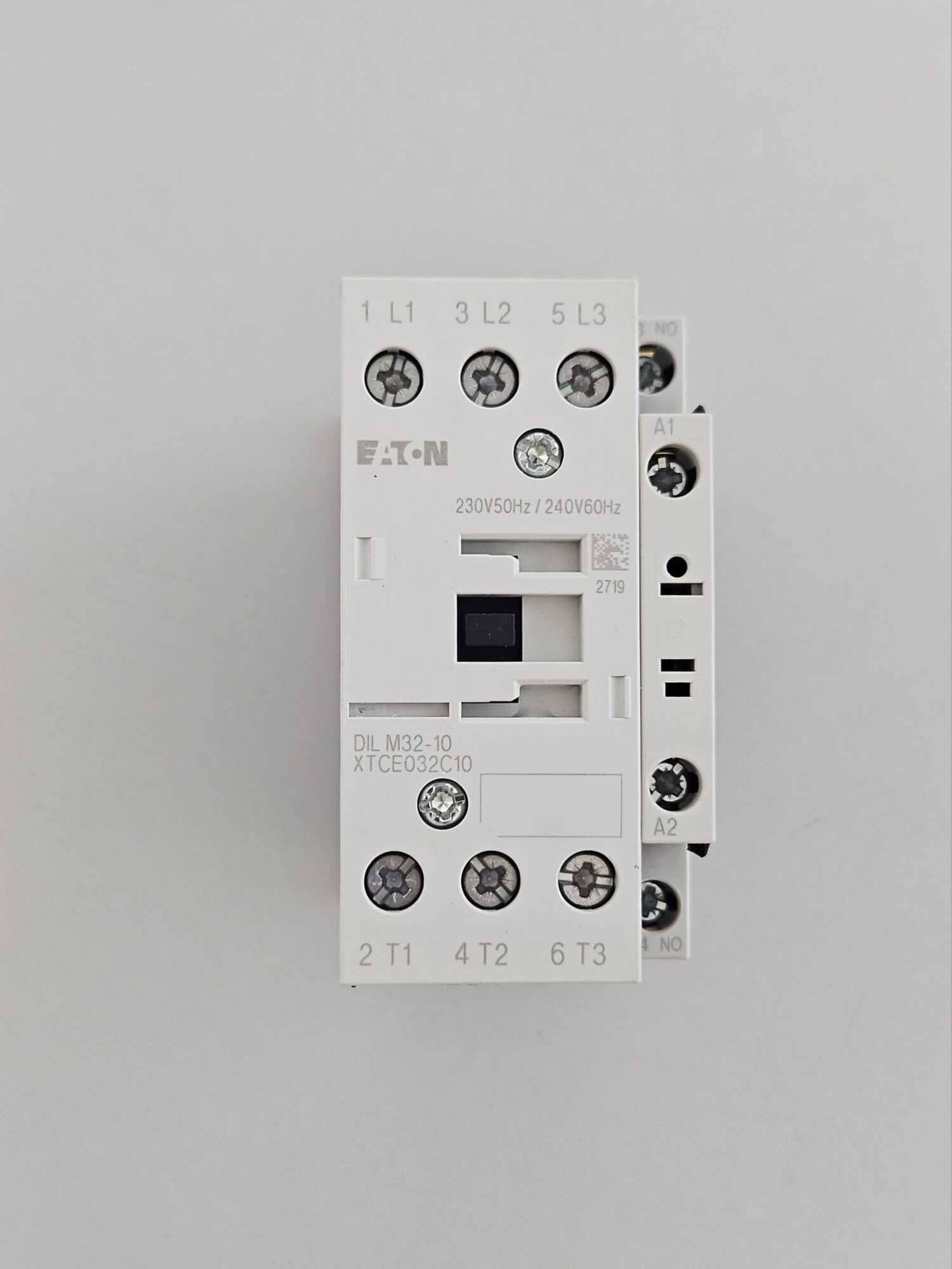 Power switch EATON DILM 32-10 / XTCE032C10F - Image 3