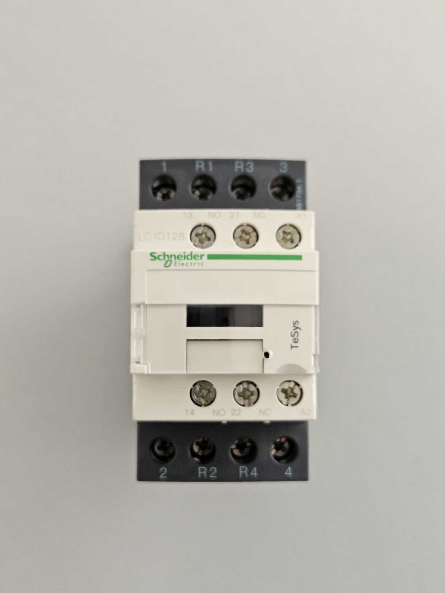Schneider Electric LC1D128P7 Contactor - Image 3
