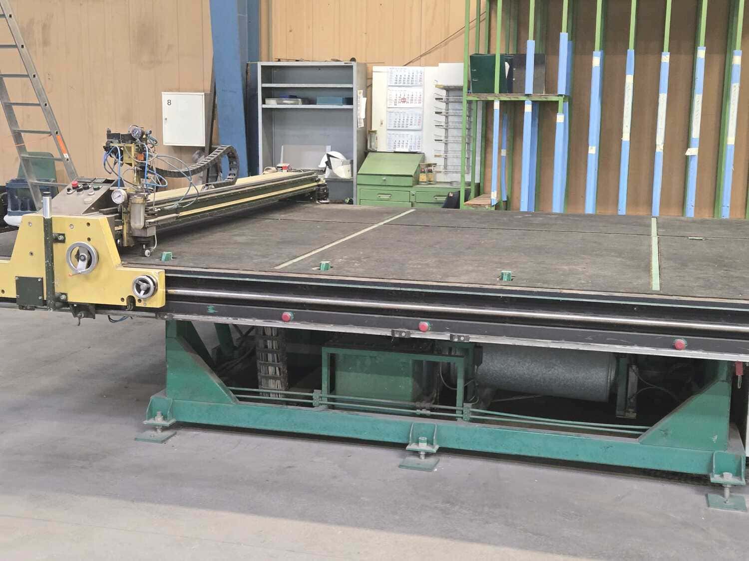 Halbautomatisch Glas Schneidetisch Hegla