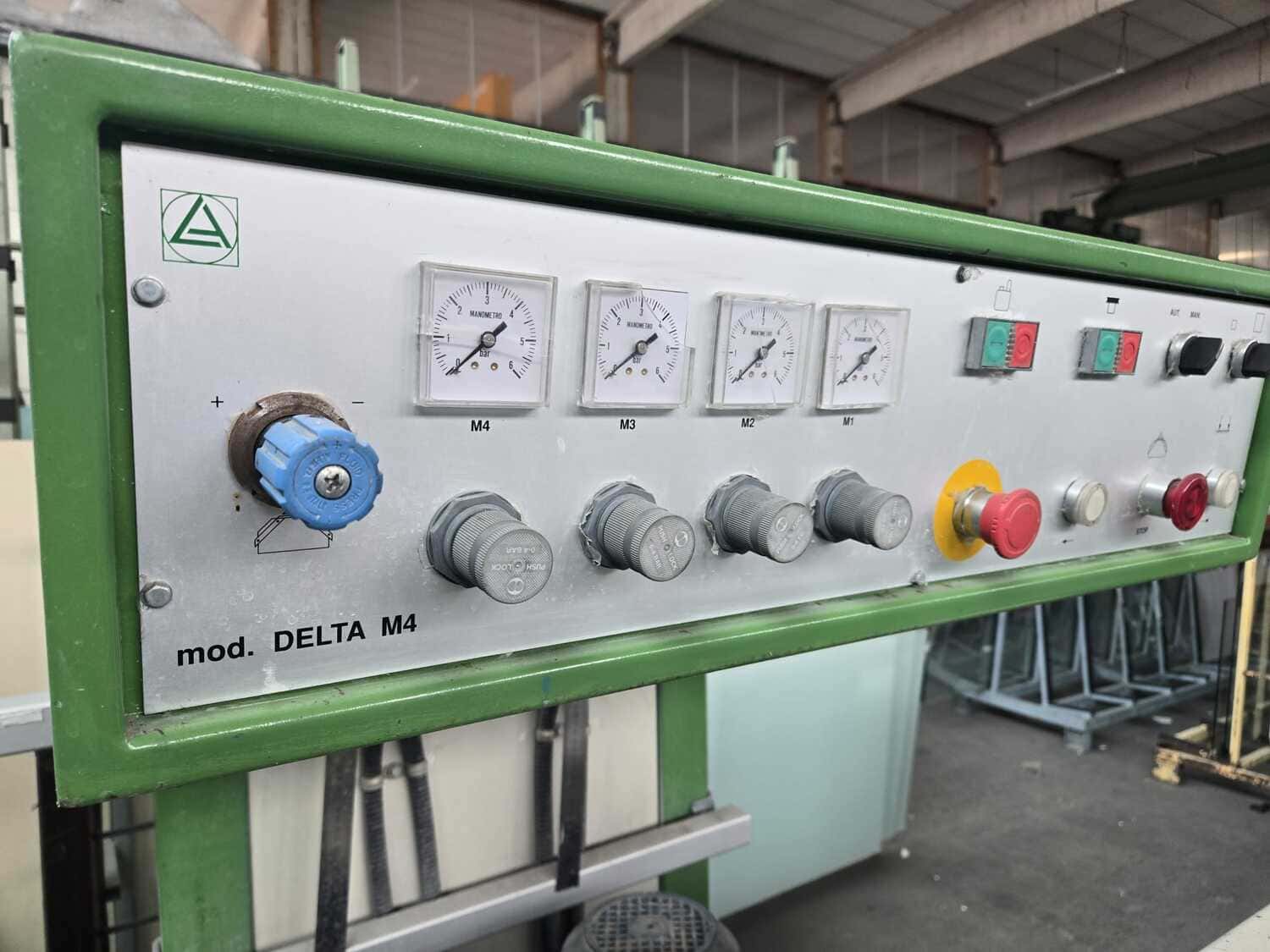 Automatische Rundeckenschleifmaschine Lattuada DELTA M4 – Bild 3