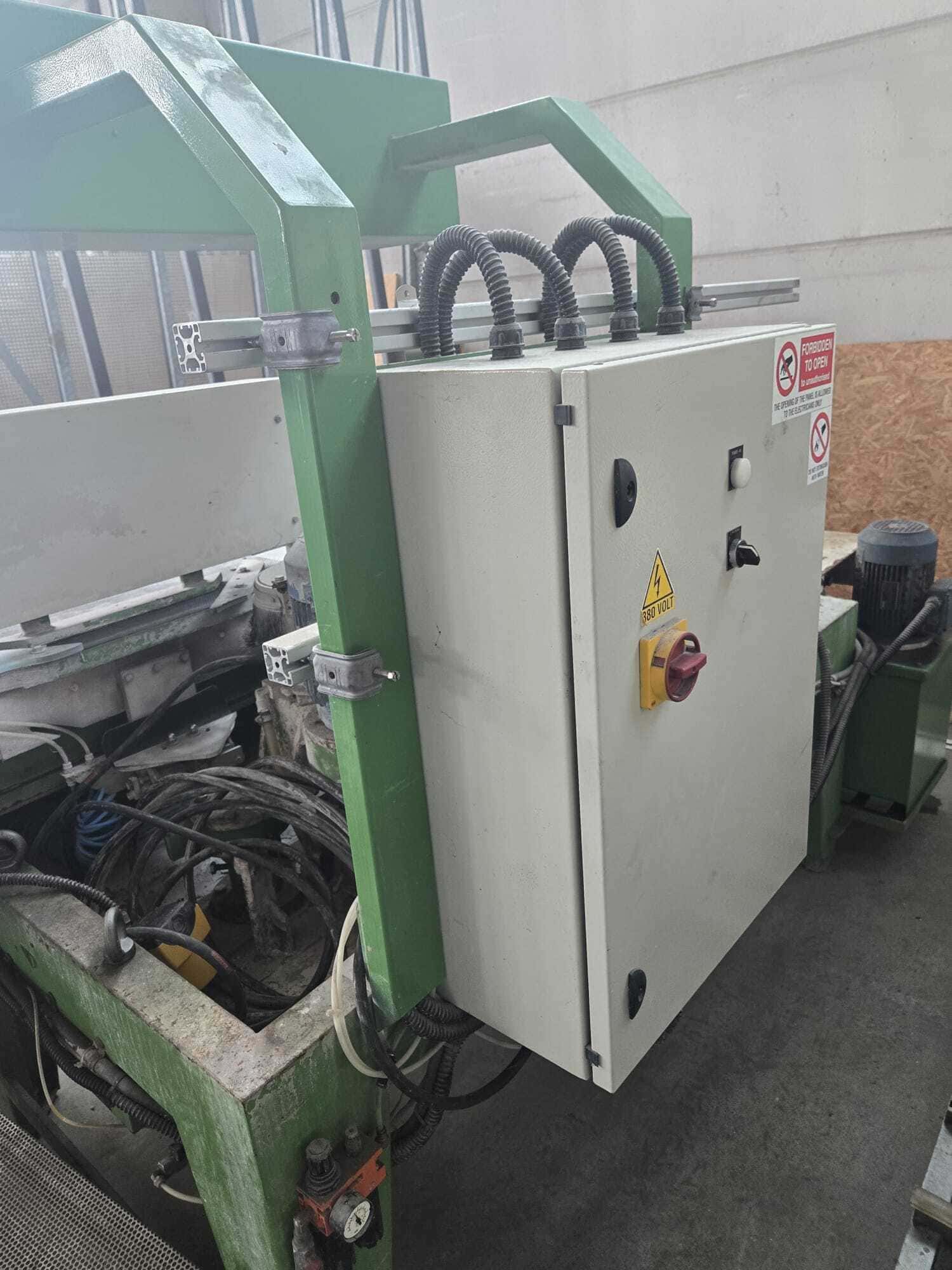 Automatische Rundeckenschleifmaschine Lattuada DELTA M4 – Bild 5